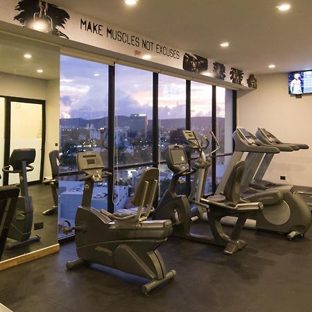 Hotel Gumont Guadalajara Buitenkant foto