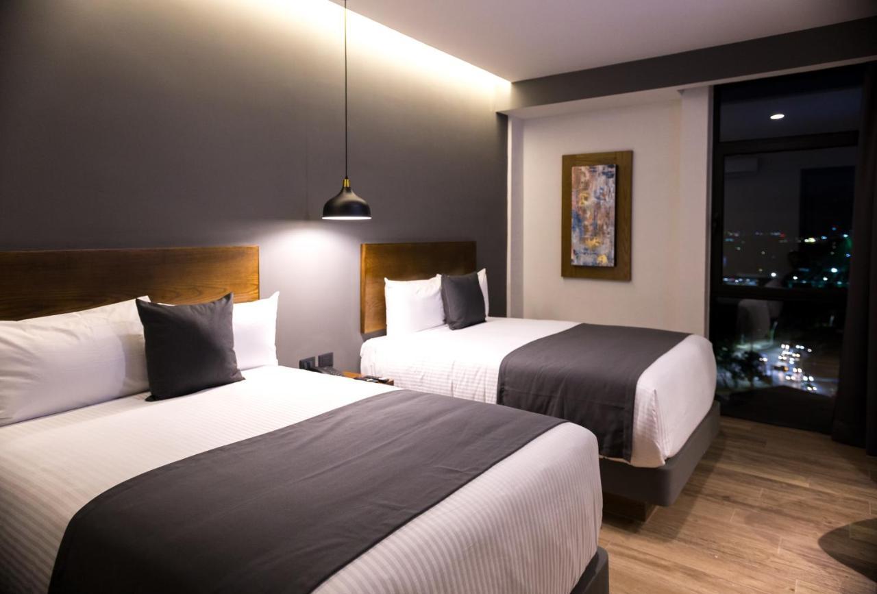 Hotel Gumont Guadalajara Buitenkant foto
